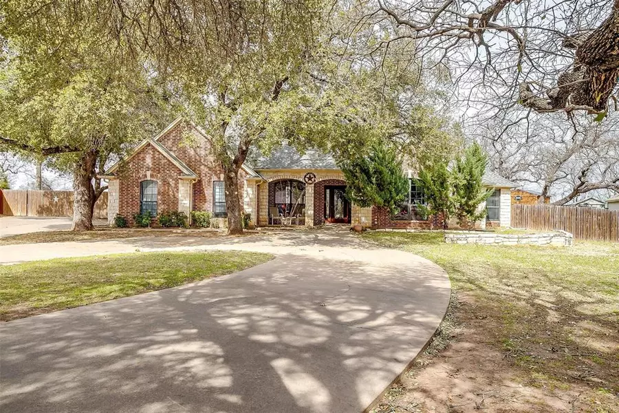 3101 Rim Rock Court, Granbury, TX 76049