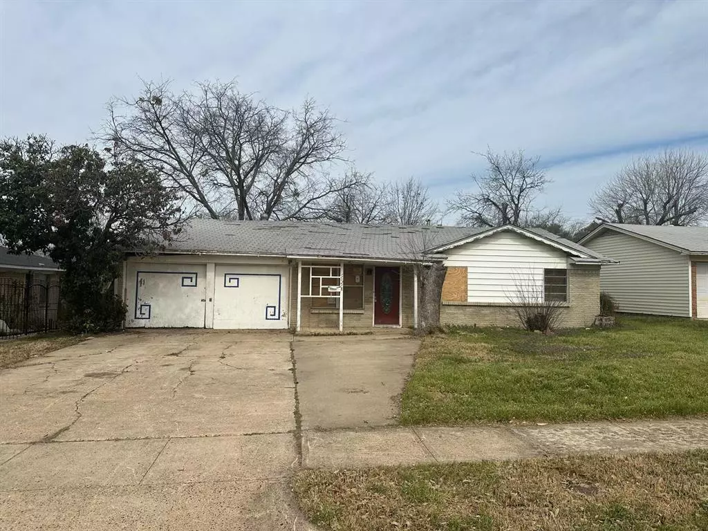 Dallas, TX 75240,13521 Purple Sage Road