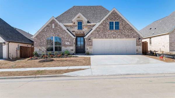 5836 Megs Creek Road, Fort Worth, TX 76126