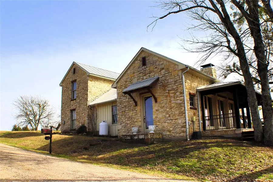 2524 Rocky Ford Lane, Lone Oak, TX 75453