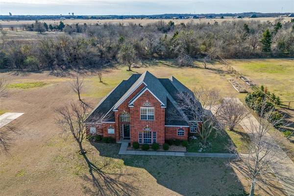 168 Hunters Glen Drive, Waxahachie, TX 75167