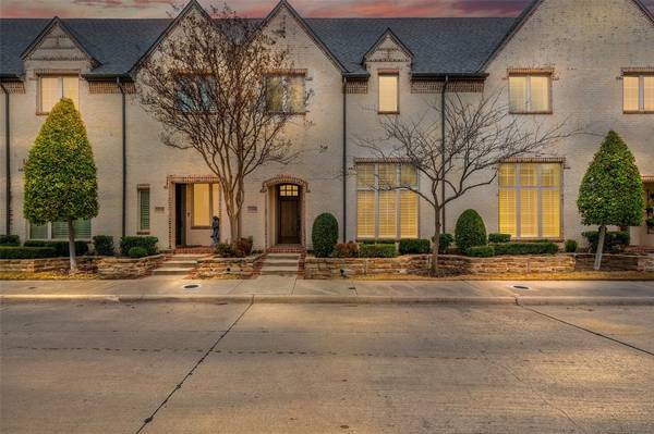 17208 Lechlade Lane, Dallas, TX 75252