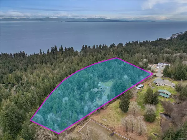 300 BONSAI Pl, Qualicum Beach, BC V9K 2A6