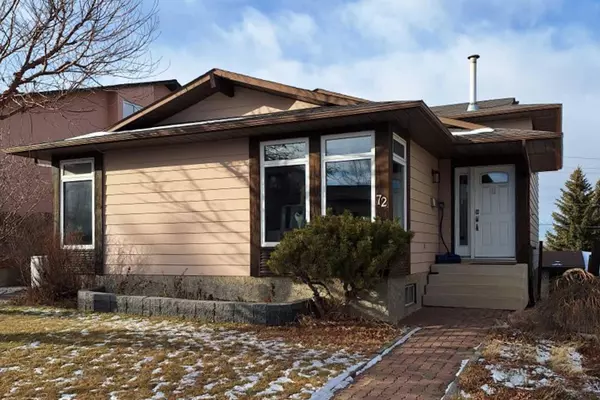 72 Beaconsfield WAY Northwest, Calgary, AB T3K 1x1