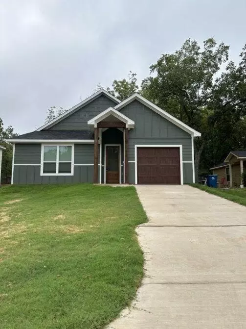 Denison, TX 75020,914 W Baker Street