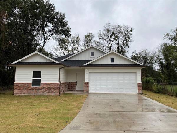 117 Deep Cove Drive, Trinidad, TX 75163