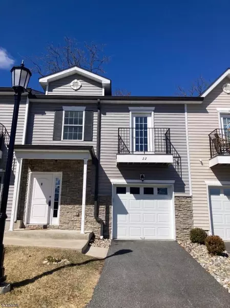 22 Joseph Dr, Newton Town, NJ 07860