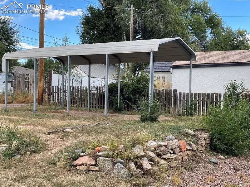 1218 E Las Animas ST, Colorado Springs, CO 80910