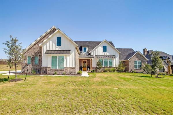 2020 Vanderbilt Drive, Weatherford, TX 76088