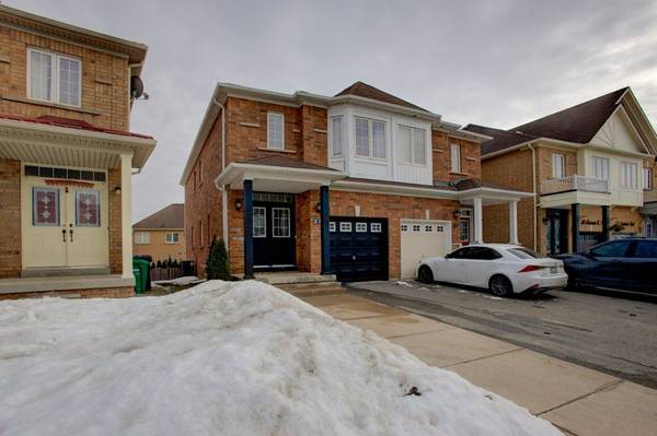 27 Portrush TRL, Brampton, ON L6X 0R2