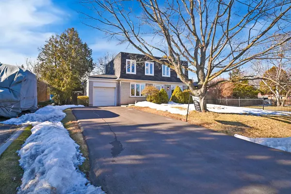 Oakville, ON L6L 3N8,478 Southland CRES