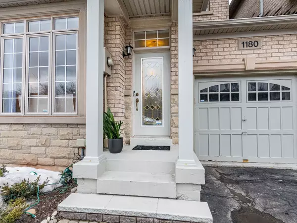 Oakville, ON L6H 7V1,1180 WOODINGTON LN