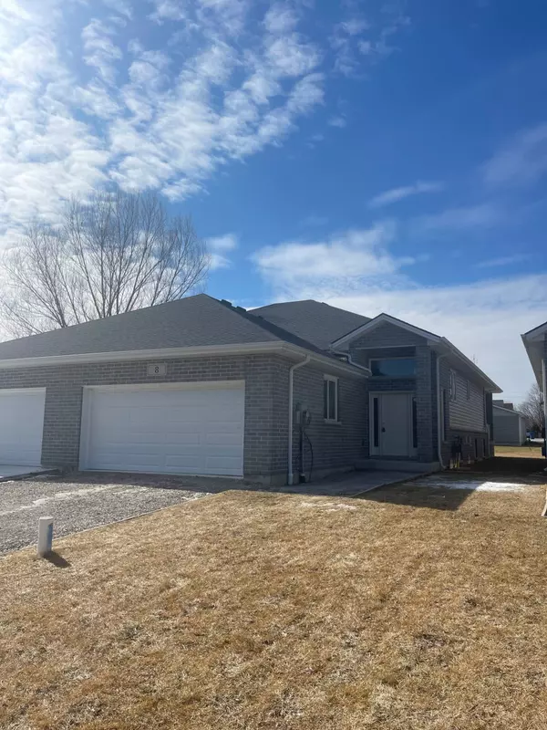 8 Yellow Bridge CRES, Chatham-kent, ON N0P 2P0