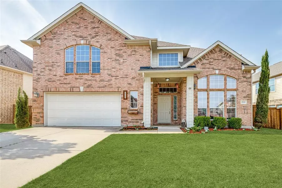 2715 Columbus, Grand Prairie, TX 75054