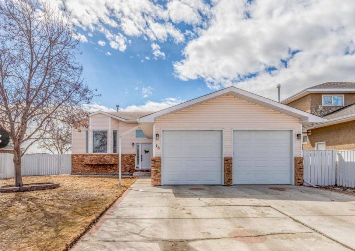 16 Souch Bay SE, Medicine Hat, AB T1B4A8