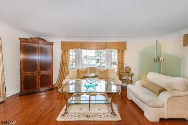 Florham Park Boro, NJ 07932,57 Brandywyne Dr