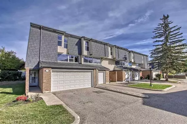 343 Brae Glen RD Southwest, Calgary, AB T2W1B6