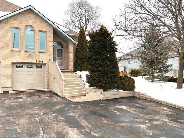 1108 FEATHERSTONE CT, Kingston, ON K7M 8R5