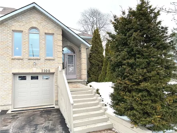 Kingston, ON K7M 8R5,1108 FEATHERSTONE CT