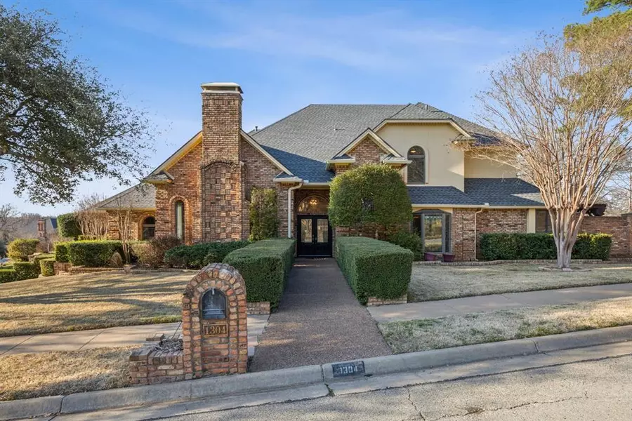 1304 Plantation Drive N, Colleyville, TX 76034