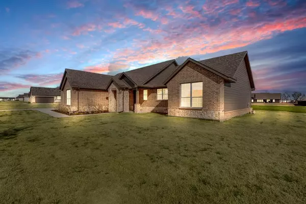 2615 Witness Tree Road, Oak Ridge, TX 75161