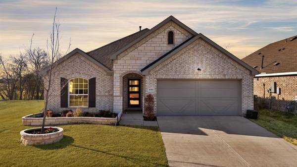 2504 Spring Side Drive, Royse City, TX 75189