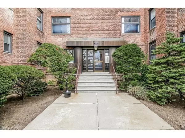 2271 Knapp ST #5C, Brooklyn, NY 11229