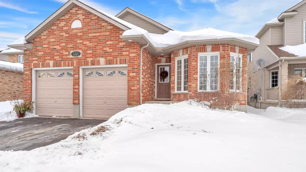 London, ON N6G 5N1,1882 Bayswater CRES N