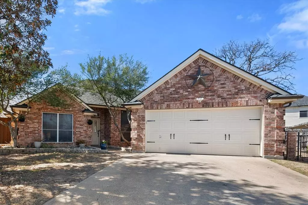 Arlington, TX 76016,4220 Crossgate Court