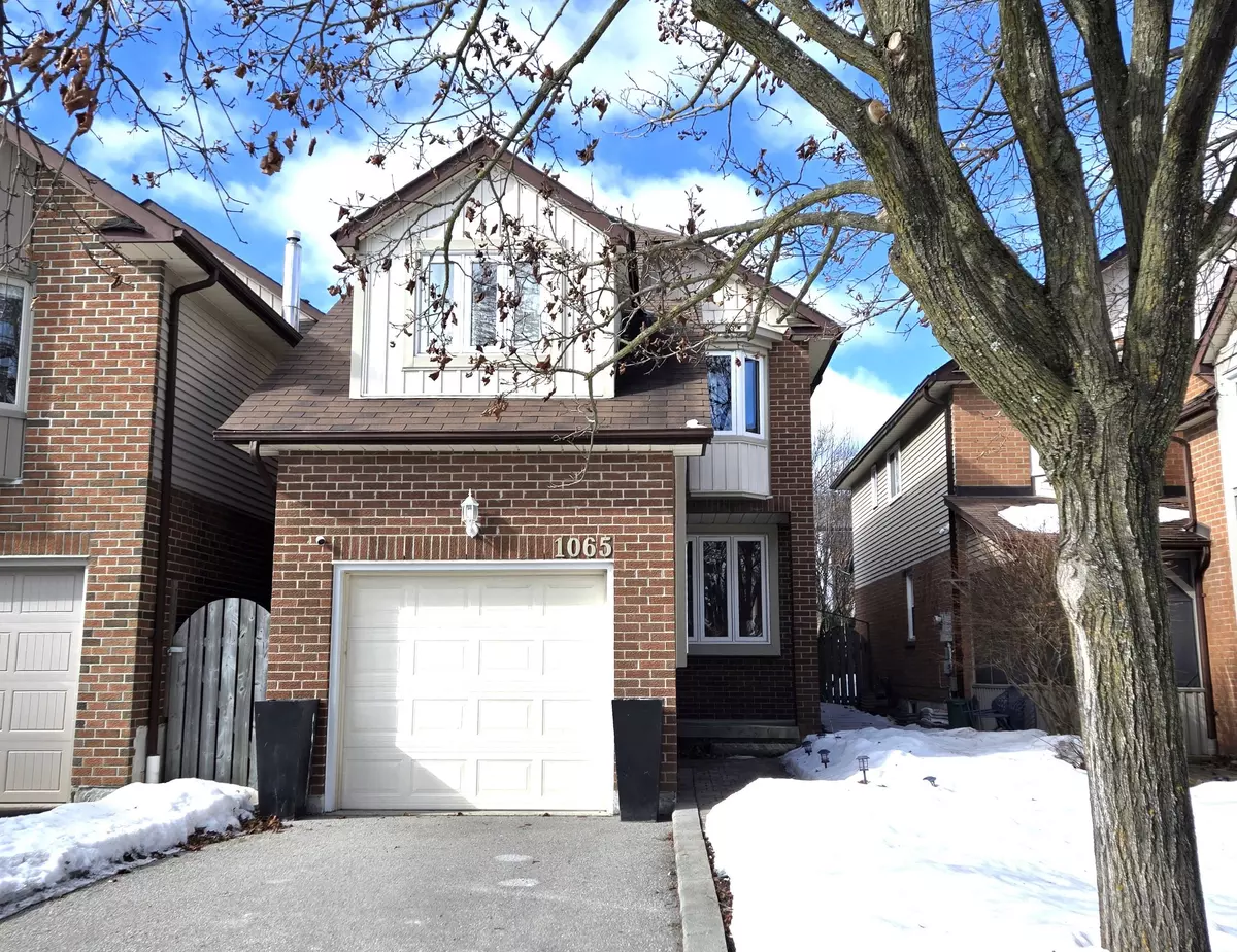 Pickering, ON L1V 5W5,1065 Longbow DR