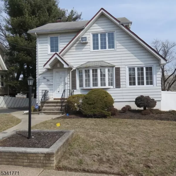 210 Boyle Ave, Totowa Boro, NJ 07512