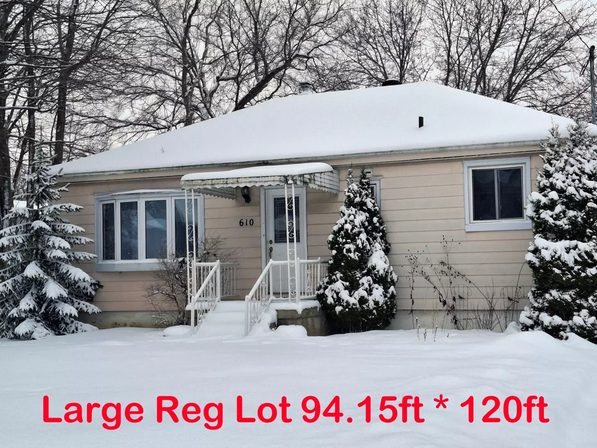 Whitby, ON L1N 3V4,610 Stewart ST W