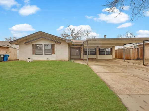 2003 William Lane,  Carrollton,  TX 75006