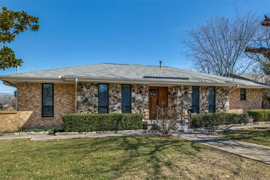 9460 Springwater, Dallas, TX 75228