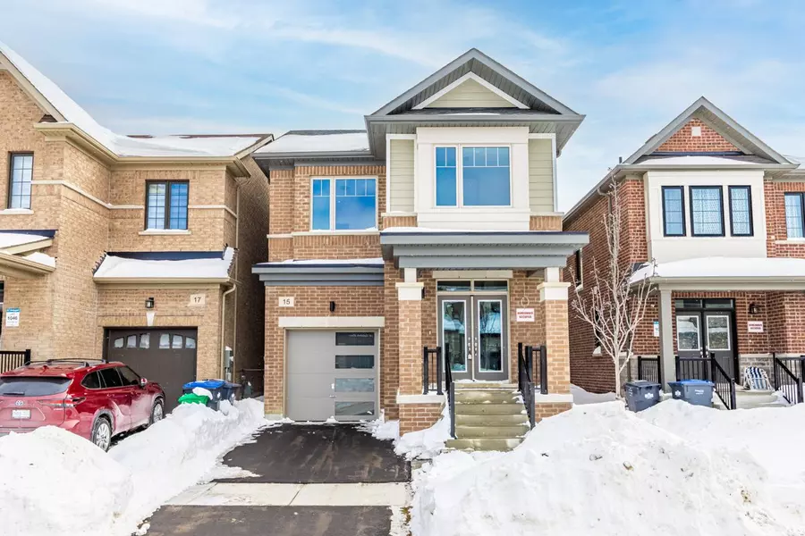 15 Calabria DR, Caledon, ON L7C 4L3