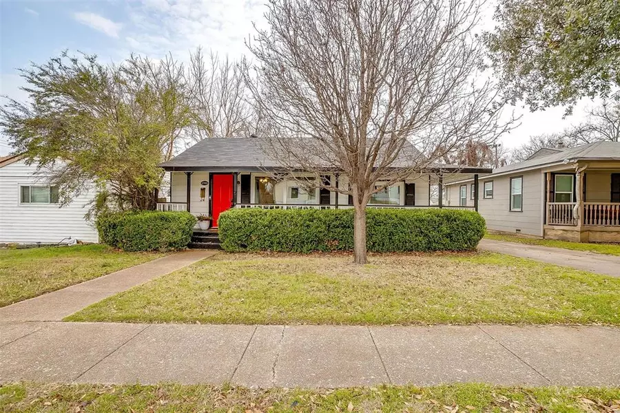 3705 Collinwood Avenue, Fort Worth, TX 76107