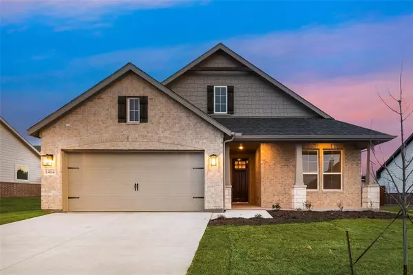 1404 Cedar Trail, Azle, TX 76020