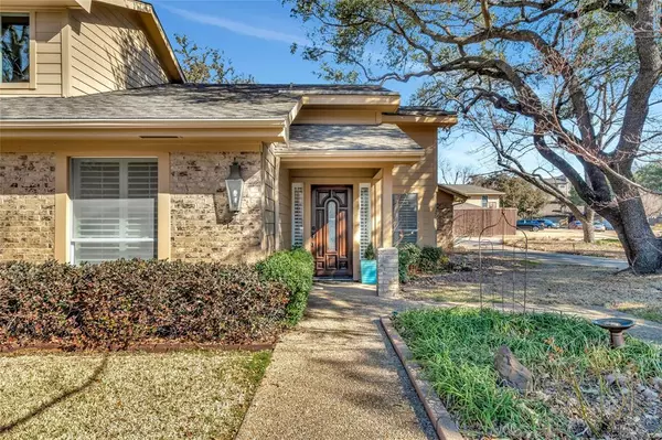 Farmers Branch, TX 75244,3715 Wooded Creek Drive