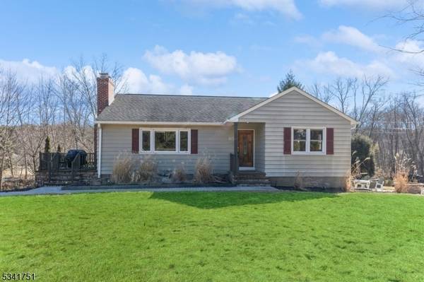 1560 Macopin Rd, West Milford Twp., NJ 07480