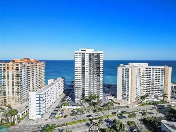 Hallandale Beach, FL 33009,3140 S Ocean Dr  #404