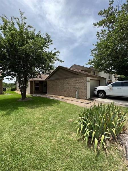 812 Pebble Beach Drive, Garland, TX 75043