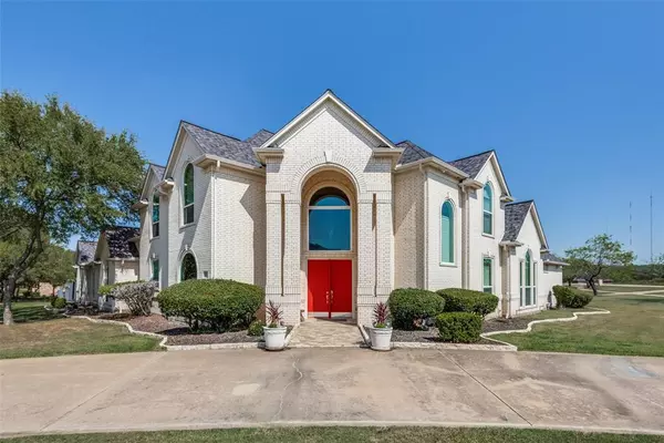 420 Rolling Oaks Ridge, Cedar Hill, TX 75104