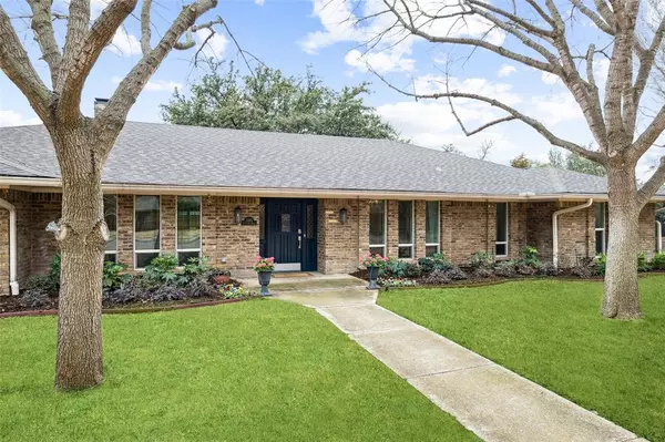 3818 Peter Pan Drive, Dallas, TX 75229