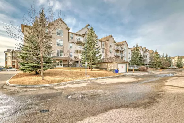 Calgary, AB T2A 7Z4,2000 Applevillage CT SE #315