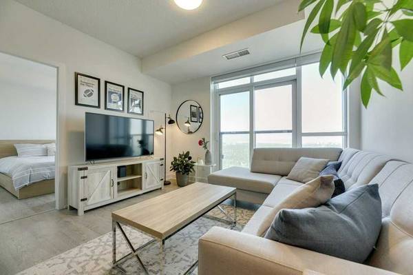 7 Mabelle AVE #4403, Toronto W08, ON M9A 0C9