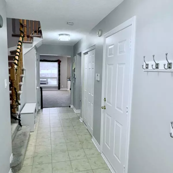 Kanata, ON K2M 2H5,93 Cedarock DR