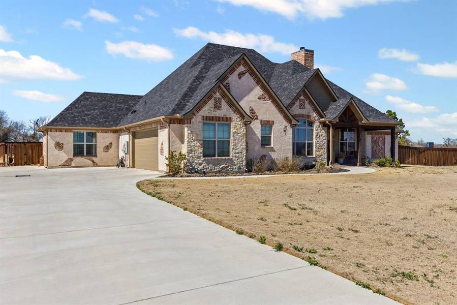 100 Western Trail, Pottsboro, TX 75076