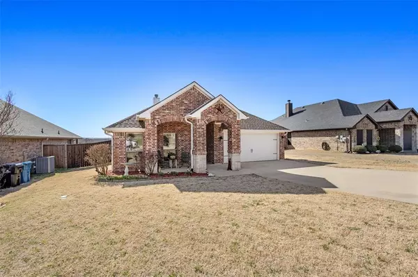 Denison, TX 75020,2805 S Lillis Lane