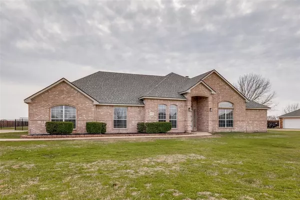 8934 Colonial Drive, Crandall, TX 75114