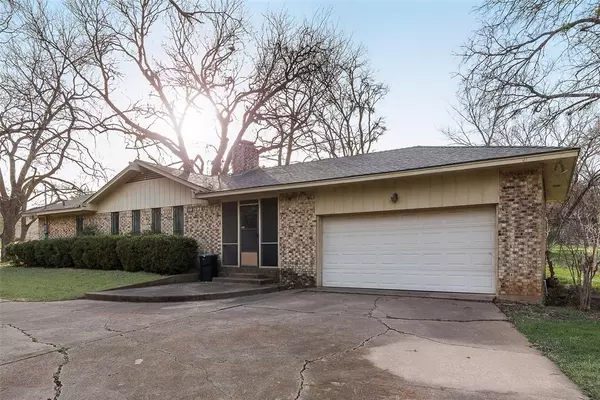 Cedar Hill, TX 75104,1419 Vicki Lane